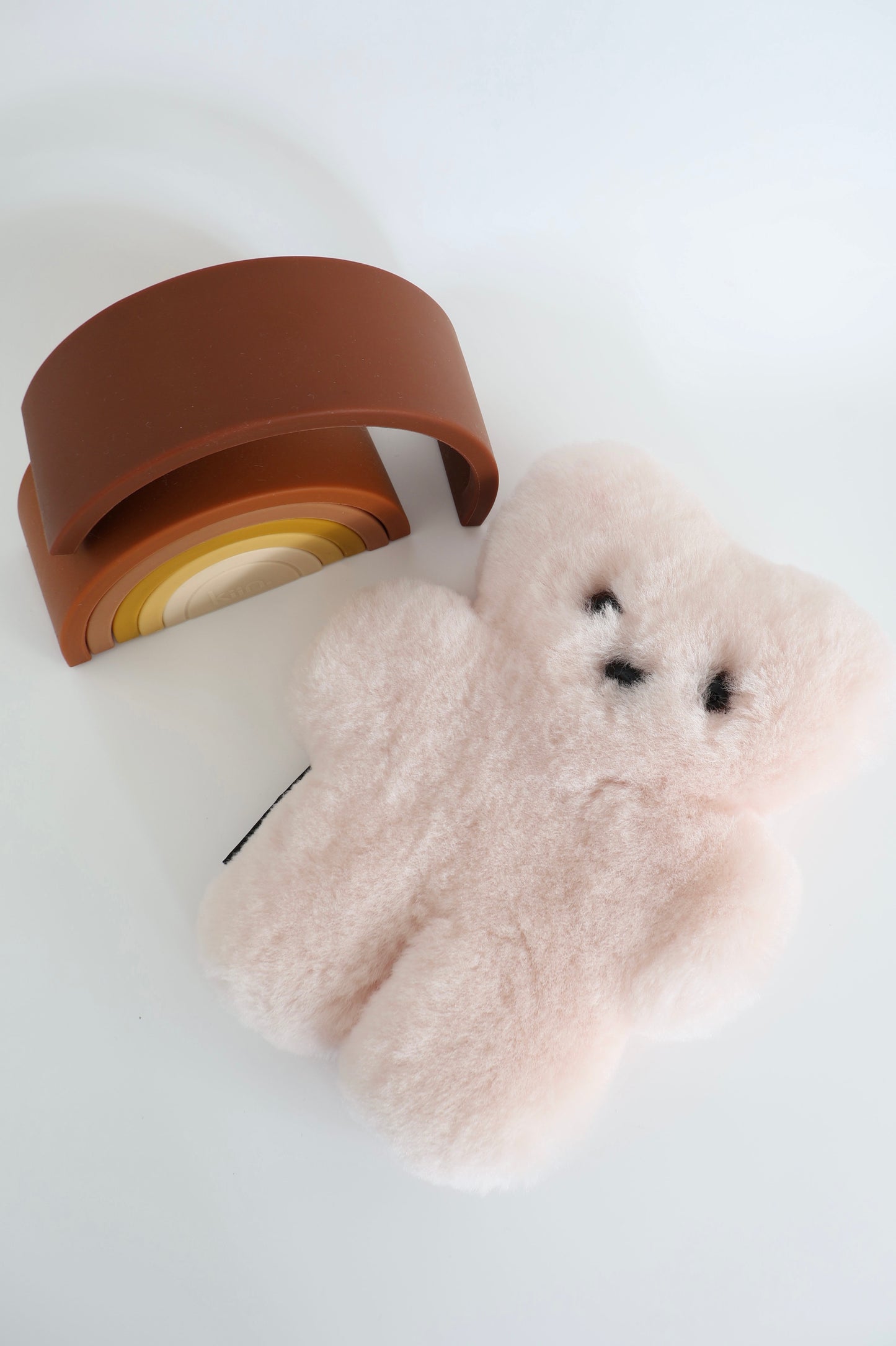 Baby Pink Mini Flat Out Bear & Rainbow toy