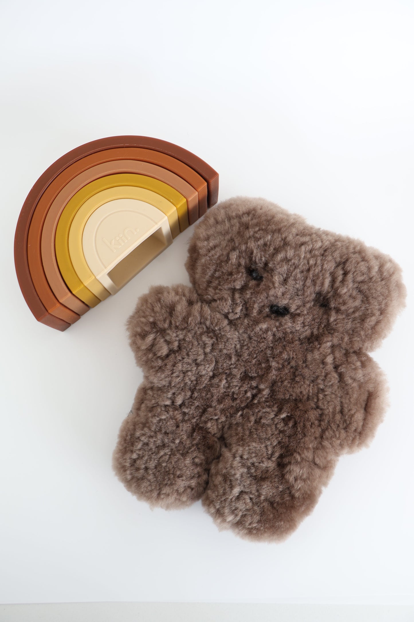 Chocolate Flat Out Bear & Rainbow toy