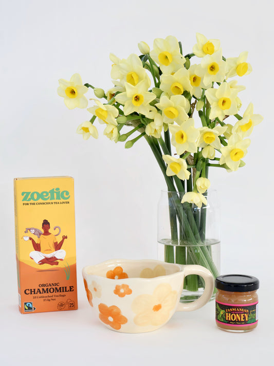 Restore Fresh flower and gift box